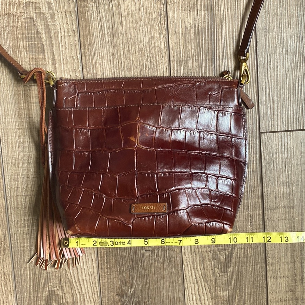 Fossil crossbody